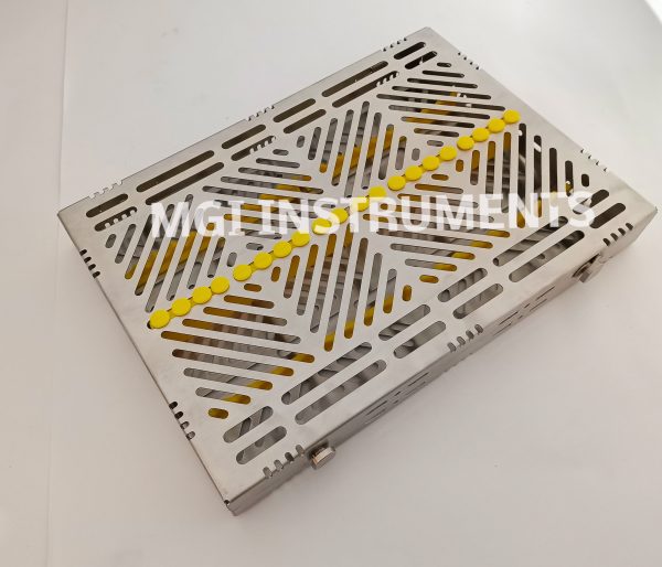 Sterilization cassette tray